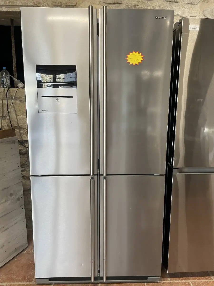 Frigo multiportes SHARP  556L